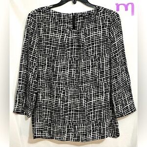 LADIES BLACK & WHITE TOP